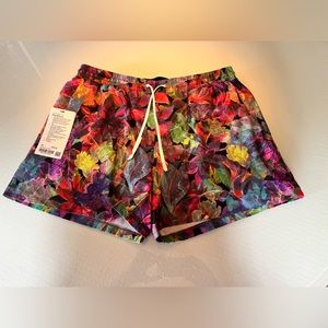 Lululemon pool shorts